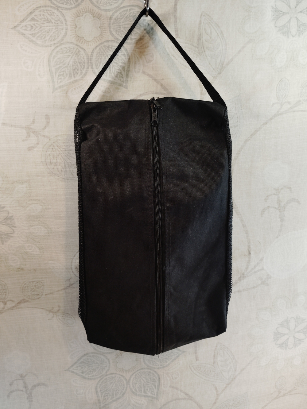 Black Shoe Caddy/Case w Hanging Handle